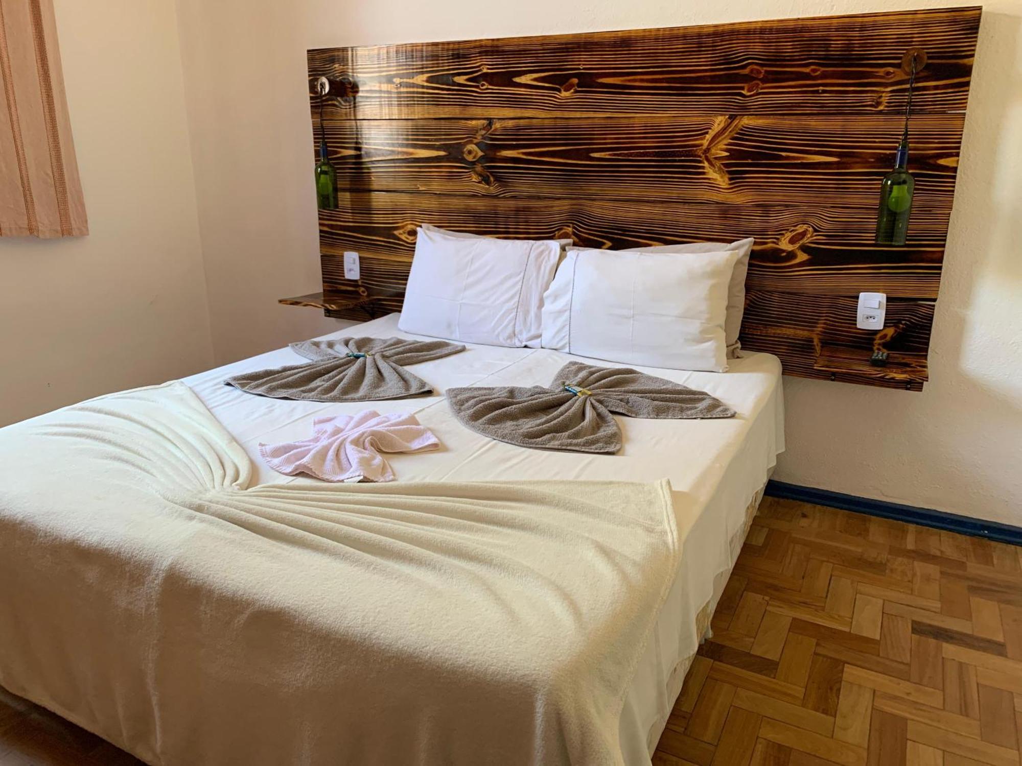Hotel Miguel Pereira Bagian luar foto