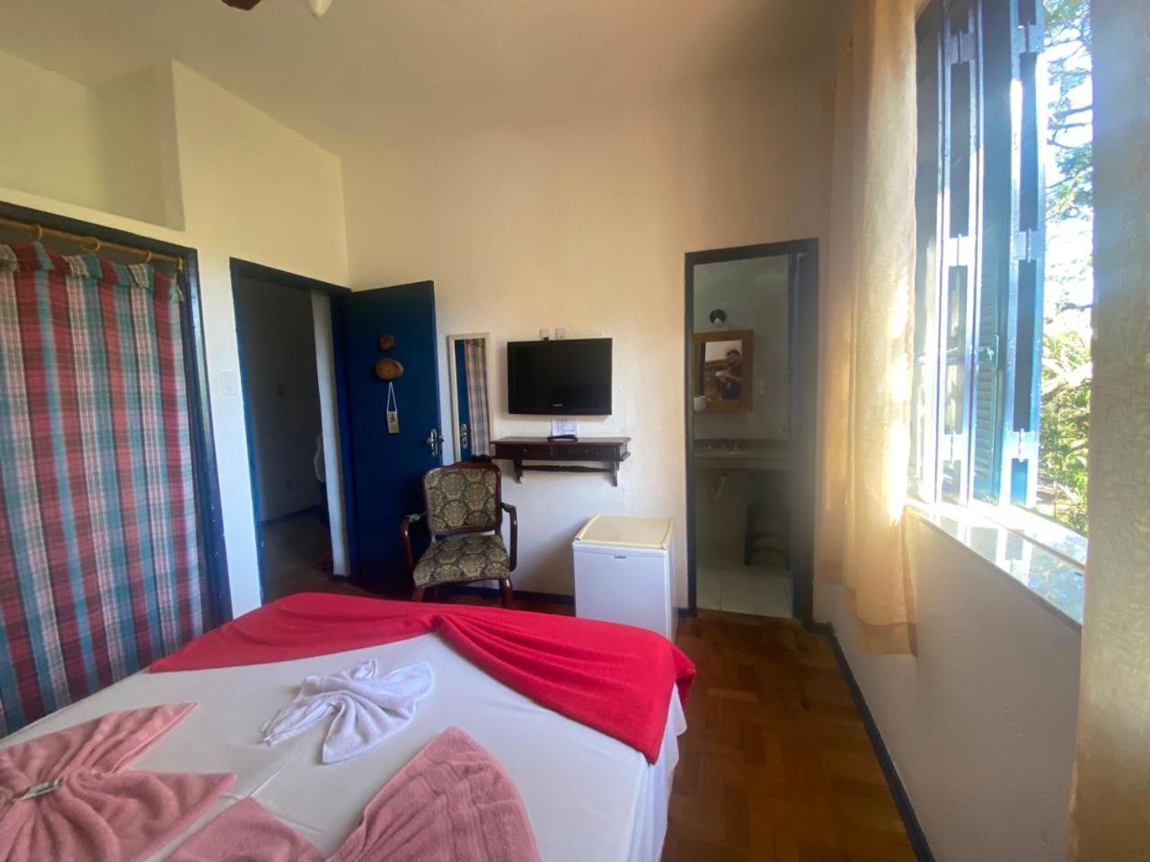 Hotel Miguel Pereira Bagian luar foto
