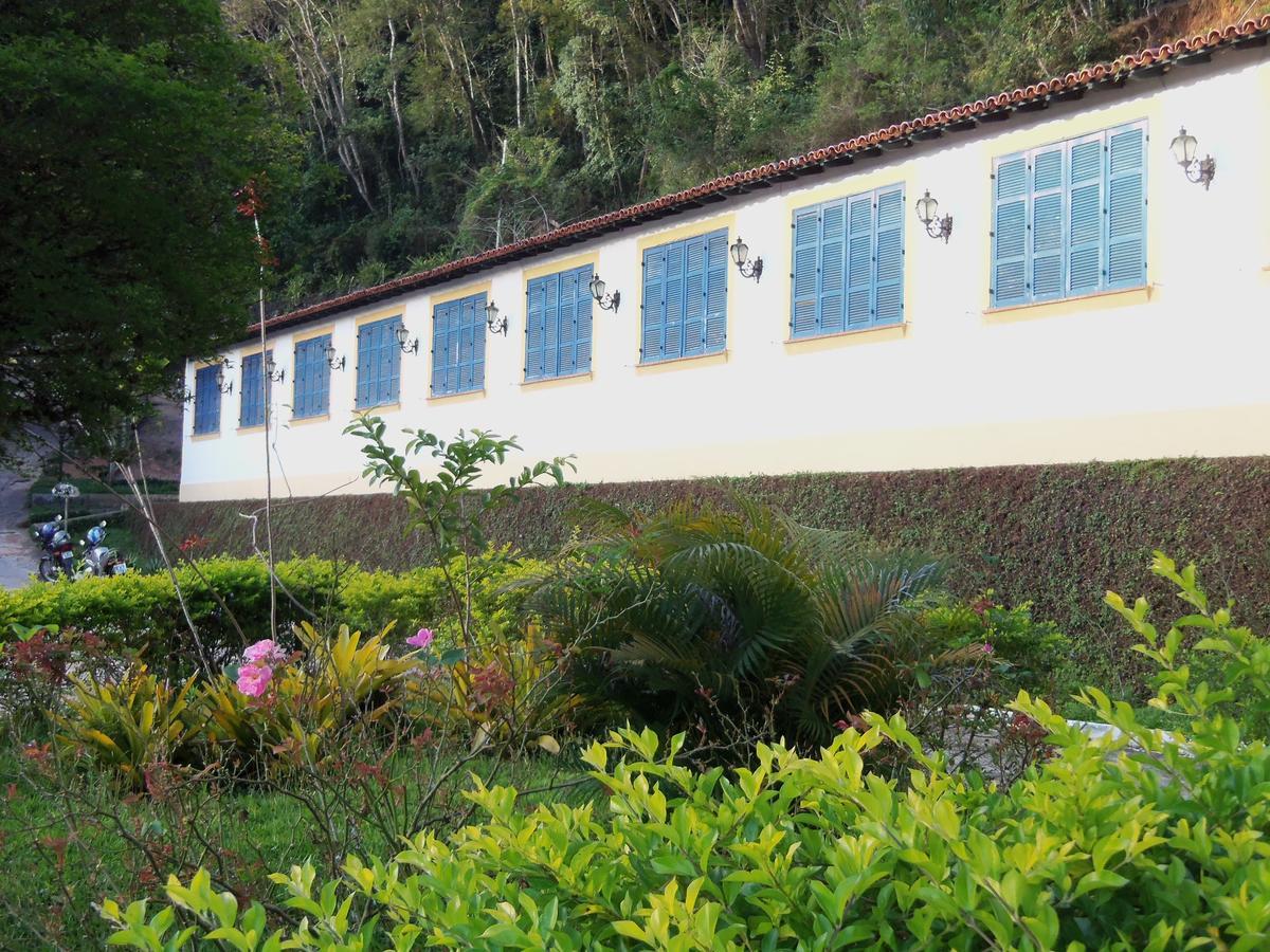 Hotel Miguel Pereira Bagian luar foto